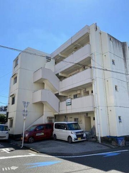 BOX石川外観写真