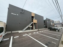 Nana　A棟の外観写真