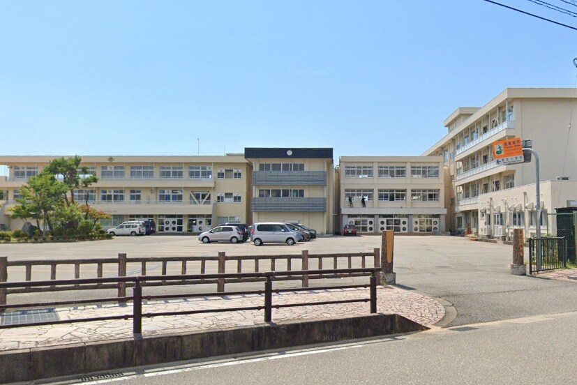 物件内観写真15　(富山市立新庄小学校 1353m)