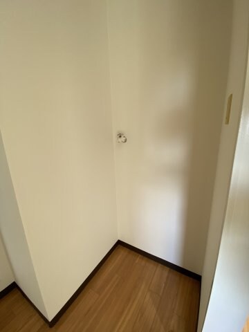 物件内観写真6　(洗濯機も室内で安心)