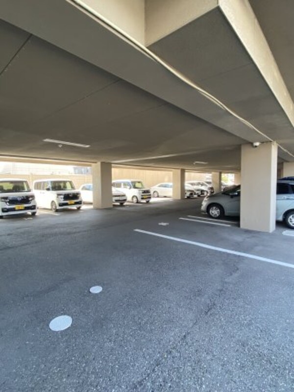 駐車場(融雪有)