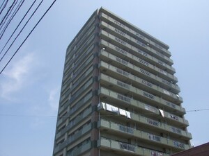 ツインドリーム荒木弐番館外観写真