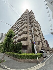 大阪メトロ御堂筋線 西中島南方駅 10階建 築24年の外観写真