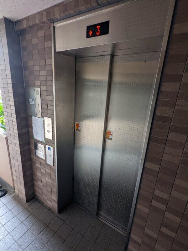 その他共有部分(エレベーター付き♪)