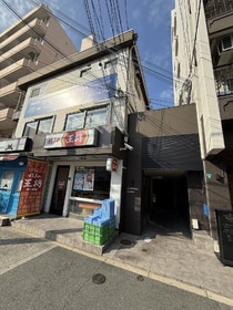 東海道本線<琵琶湖線・JR京都線> 東淀川駅 3階建 築54年の外観写真