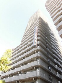 東海道新幹線（近畿圏） 新大阪駅 26階建 築21年の外観写真