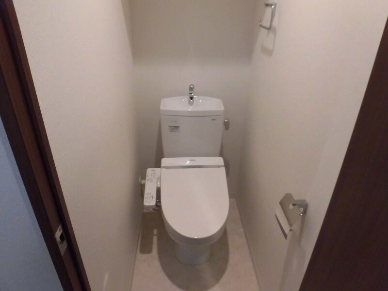 物件内観写真10　(ウォシュレット付き♪)