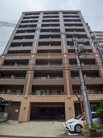 大阪メトロ御堂筋線 東三国駅 12階建 築18年の外観写真