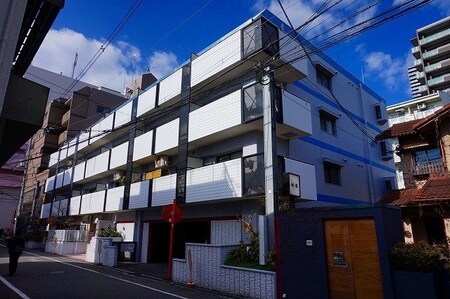タウンコート鶴外観写真