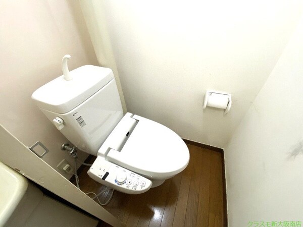 トイレ(温水洗浄暖房便座付きです！)