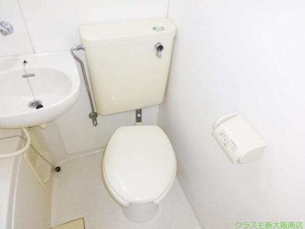 トイレ(ユニットバスはトイレ掃除もしやすいです。)