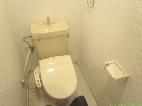 トイレ(冬場も安心の温水洗浄便座です。)