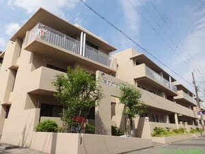 アビタ北桜塚外観写真