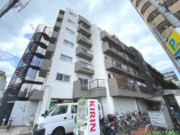 建物外観(立派にそびえ立つ賃貸マンションです。)