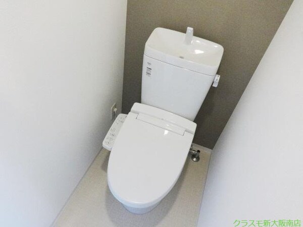 トイレ(冬場の強い味方!温水洗浄便座です。)