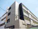 4階建の人気のマンションです♪