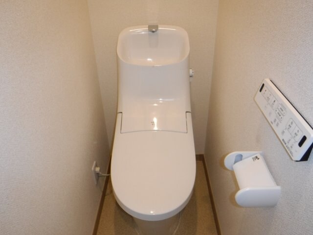 物件内観写真7　(他のお部屋の参考写真となります。)