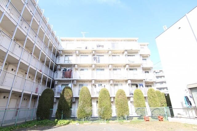 物件外観写真1　(エレベーター完備のＲＣマンション♪)