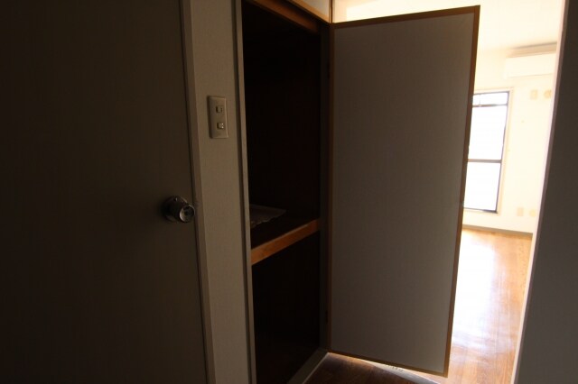 物件内観写真8　(他のお部屋の参考写真となります。)