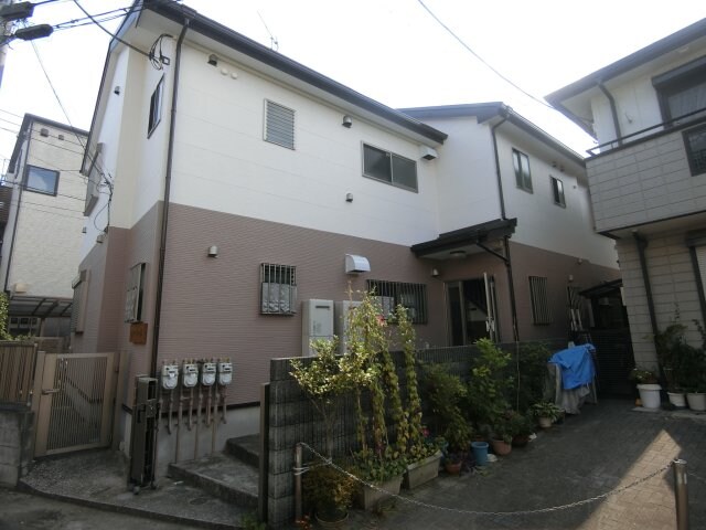 物件外観写真1　(2006年完成♪)