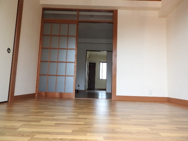 寝室(他のお部屋の参考写真となります。)