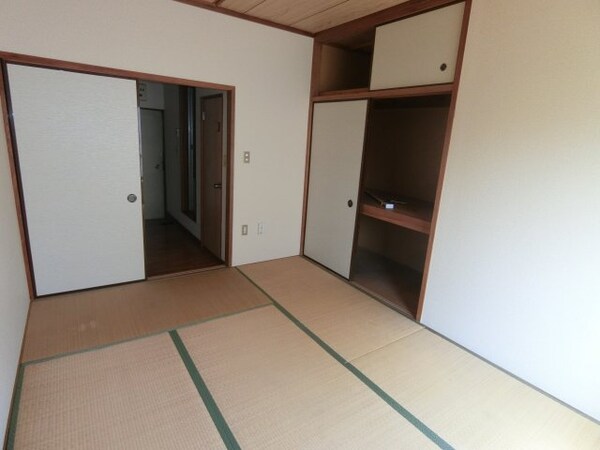 寝室