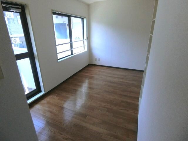 物件内観写真3　(他のお部屋の参考写真となります。)