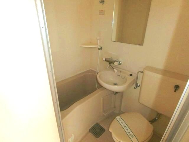 物件内観写真5　(他のお部屋の参考写真となります。)