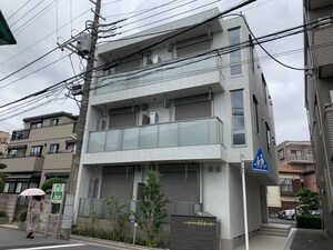 シャルマン外観写真