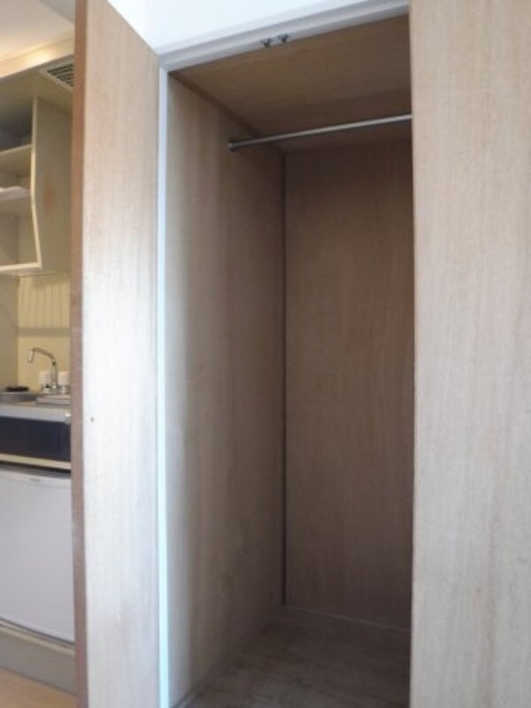 収納(他のお部屋の参考写真となります。)