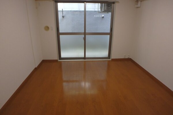 居室(他のお部屋の参考写真となります。)