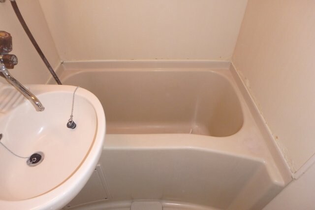 物件内観写真5　(他のお部屋の参考写真となります。)