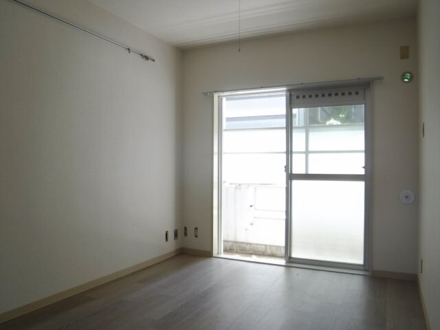 物件内観写真6　(他のお部屋の参考写真となります。)