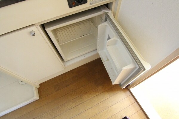 建物設備(ミニ冷蔵庫)