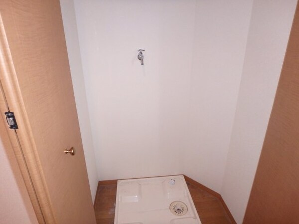 建物設備(他のお部屋の参考写真となります。)