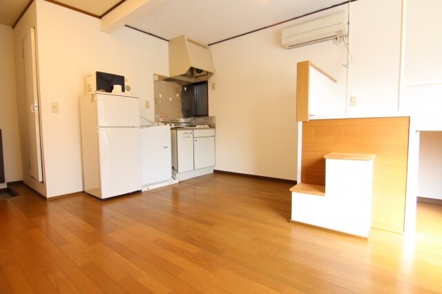 物件内観写真2　(家具類はつきません)