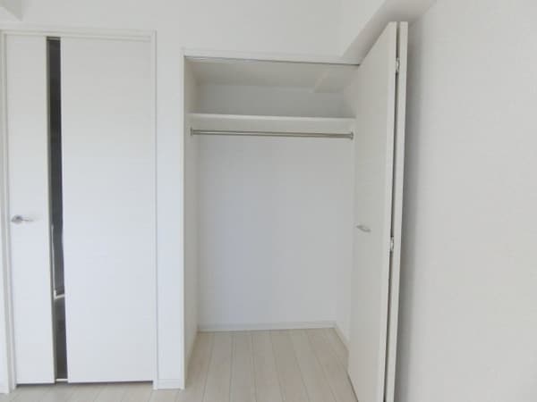 収納(他のお部屋の参考写真となります。)