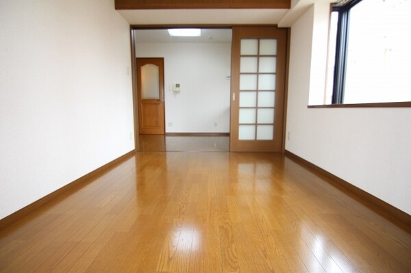 洋室(他のお部屋の参考写真です。)