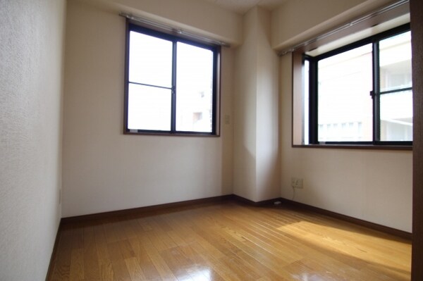 洋室(他のお部屋の参考写真です。)