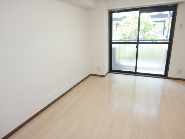 居室(他のお部屋の参考写真となります。)