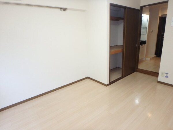 洋室(他のお部屋の参考写真となります。)
