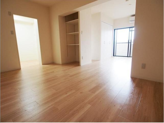 物件内観写真3　(他のお部屋の参考写真となります。)