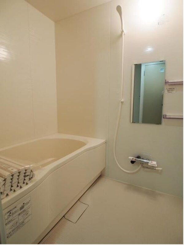 浴室(他のお部屋の参考写真となります。)