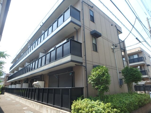 物件外観写真1　(2002年完成♪)