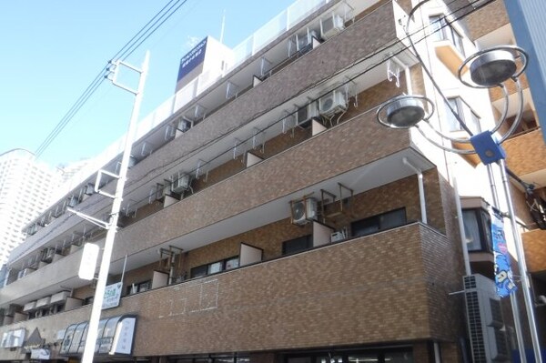 外観(法政通り商店街沿いで生活便利な分譲マンション♪)