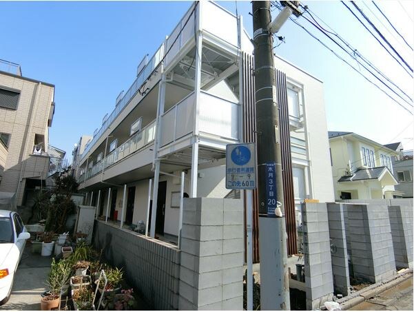 物件外観写真1　(2019年完成オートロックマンション♪)