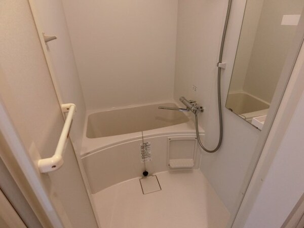 浴室(他のお部屋の参考写真となります。)
