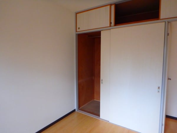 収納(他のお部屋の参考写真となります。)