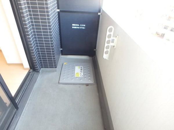 バルコニー(他のお部屋の参考写真となります。)