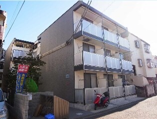 物件外観写真1　(家具家電付き物件！)